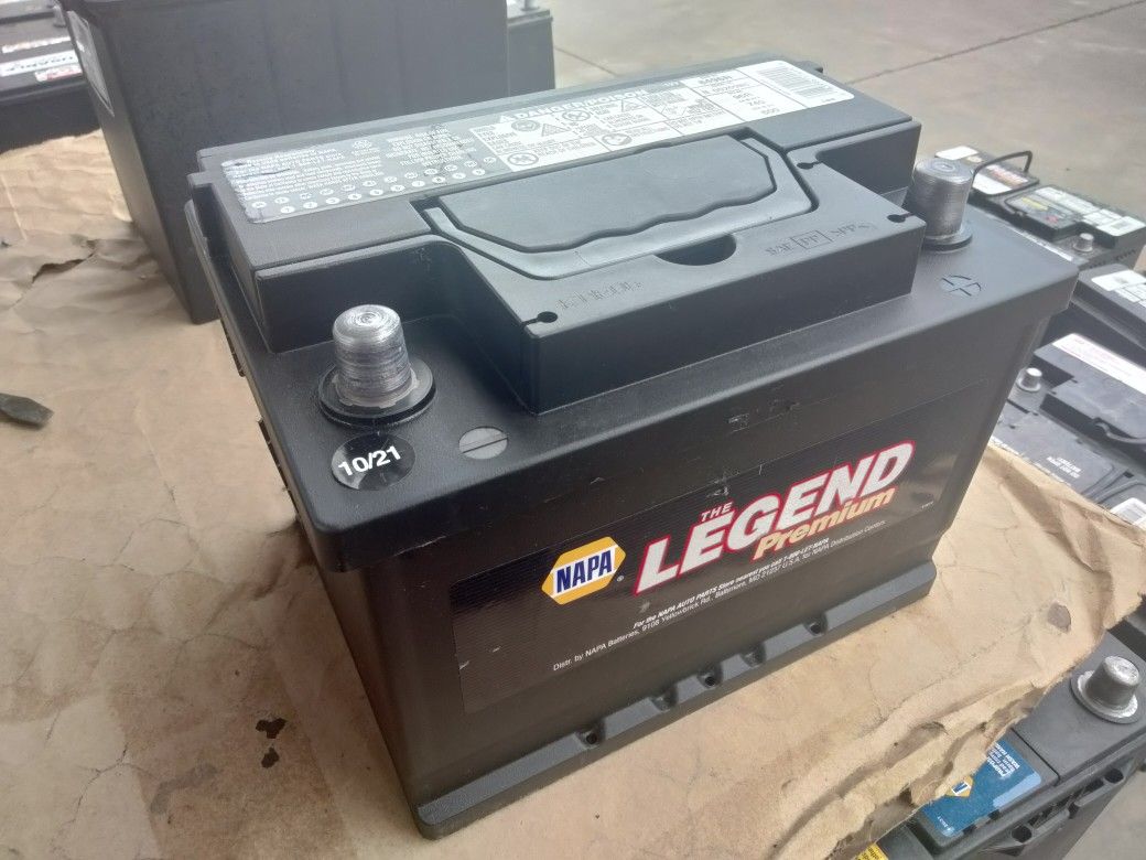 Car Batteries Sell Delivery Battery. Venta De Baterías Para Carro A Domicilio Batería De Carro Pilas Pila