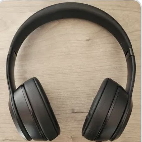 BEATS SOLO 4 ( WIRELESS HEADPHONES ) 