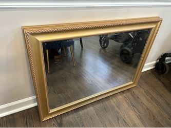 Gold mirror