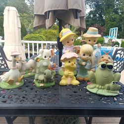 Vintage 1998 Precious Moments Statues 