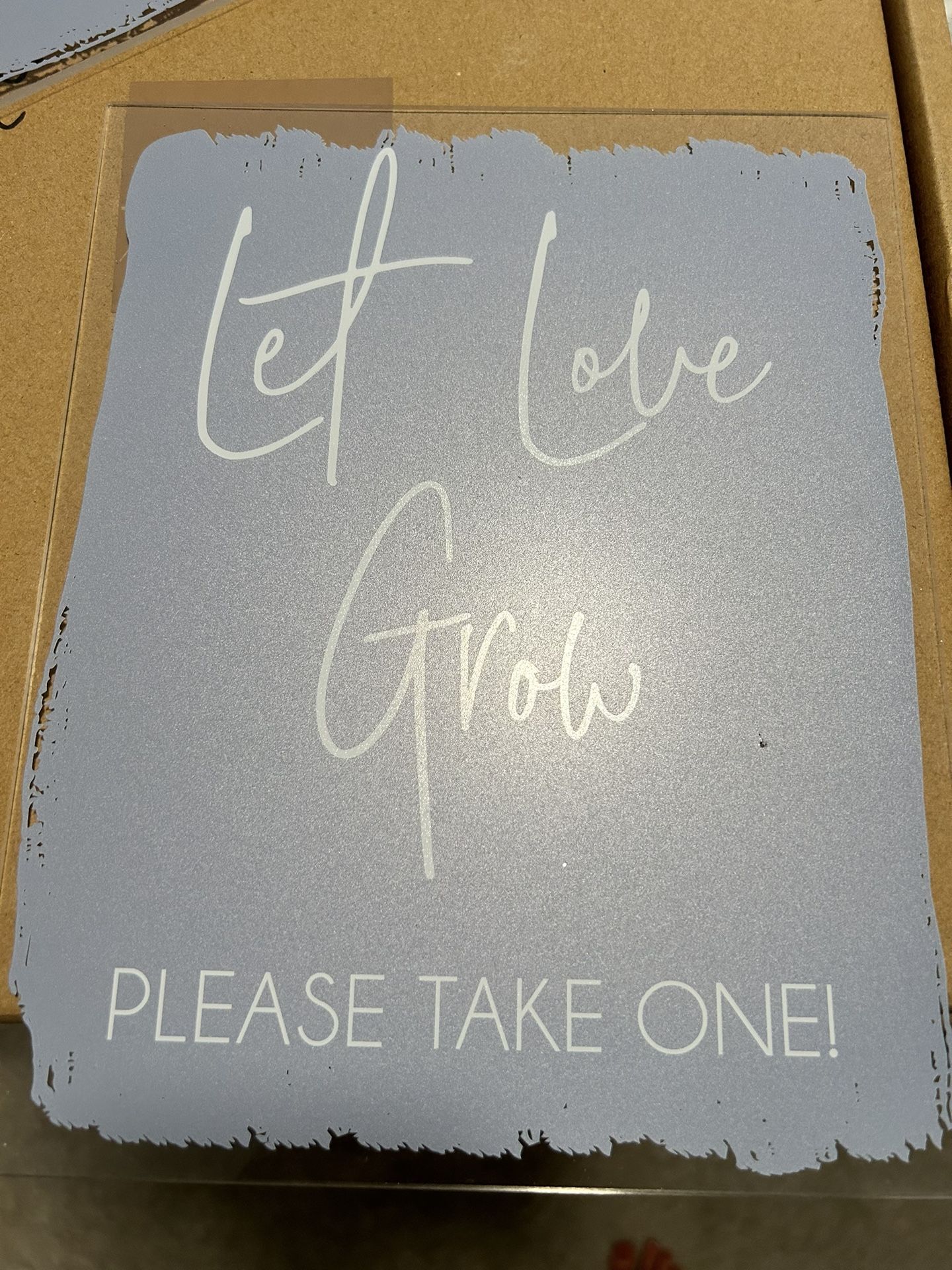 8x10in Acrylic Wedding Favor Sign With Stand