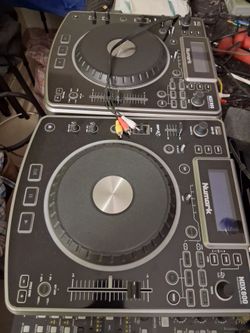 NUMARK NDX 800  PLAYERS