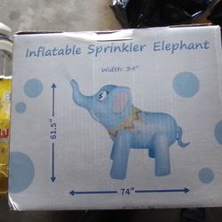 Inflatable sprinkler elephant