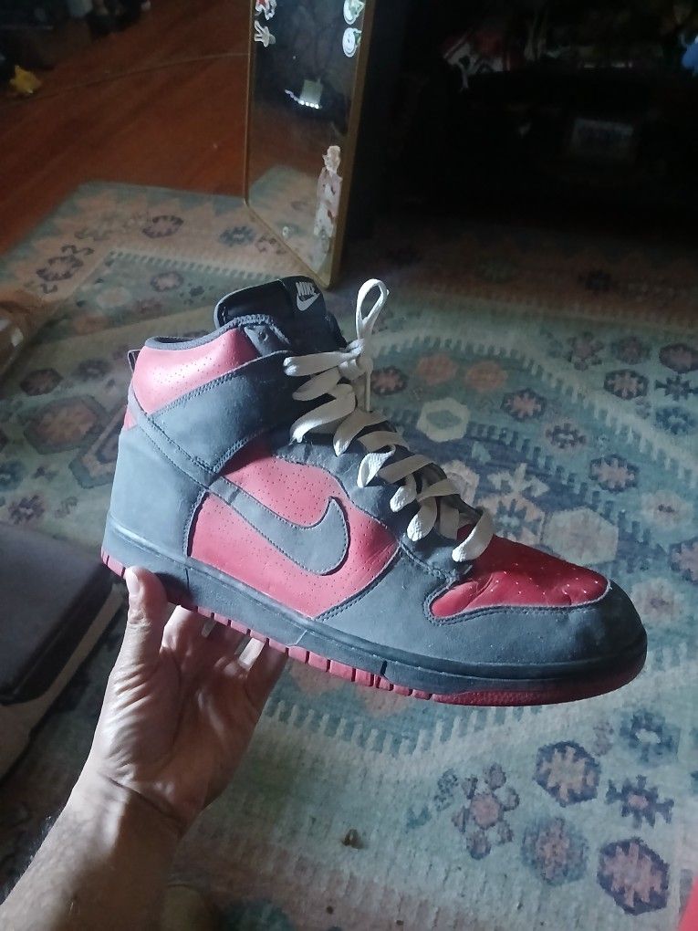 Nike Dunks Size 12