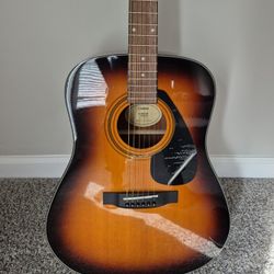 Yamaha F325D Acoustic Guitar