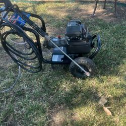 Excelll 2400 psi pressure washer