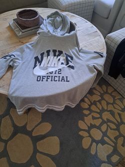 New Nlik hoodie Size L