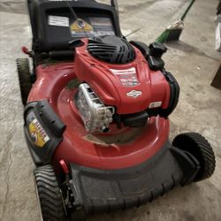 Troy-Bilt Lawnmower 
