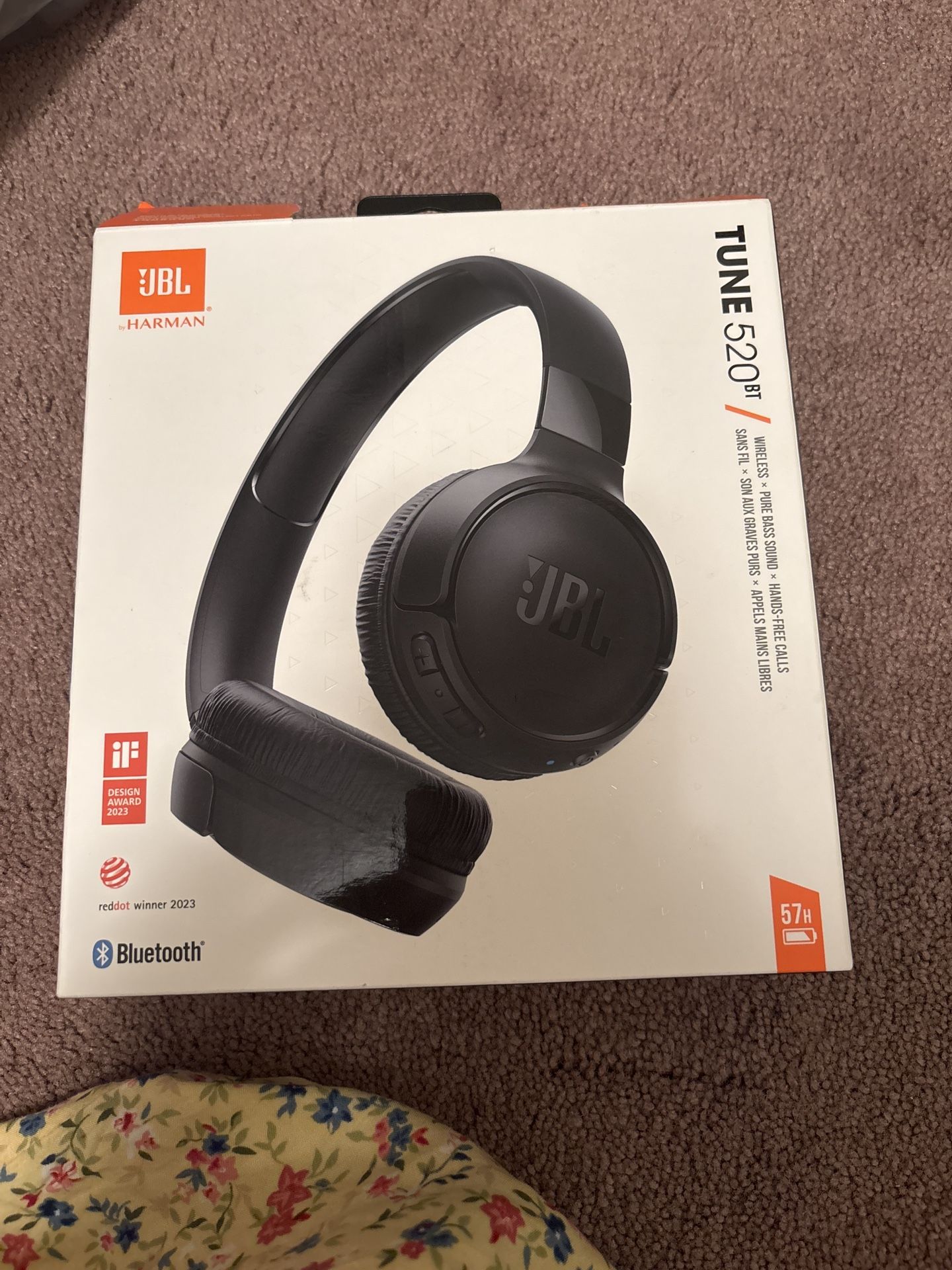 JBL Noise canceling Headphones 