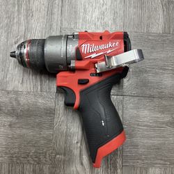 Milwaukee Hammer Drill/driver Model 3404-20 *2950