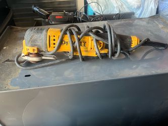 DeWalt Corded Oscillating Multi-Tool