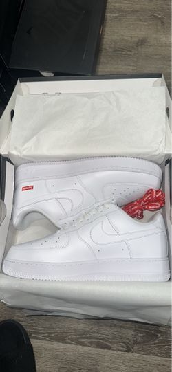 Nike Supreme Air Force 1s