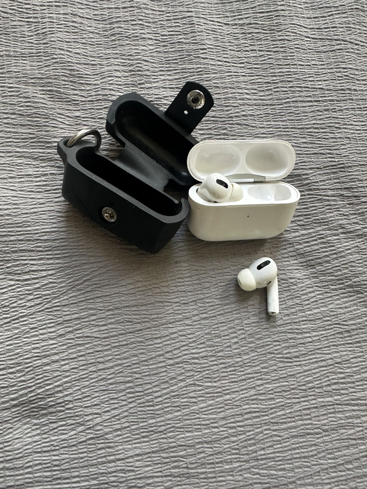 Apple AirPods Pro Gen1 W/leather Case