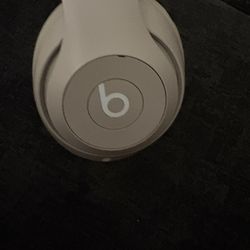Beats Studio Pro Wireless Headphones 