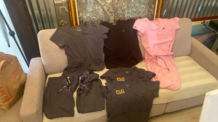 Nursing scrubs (small)