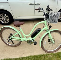 Townie Go Electra Electric Bike