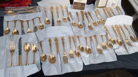 WM Rogers Gold Electroplated Silverware Set 