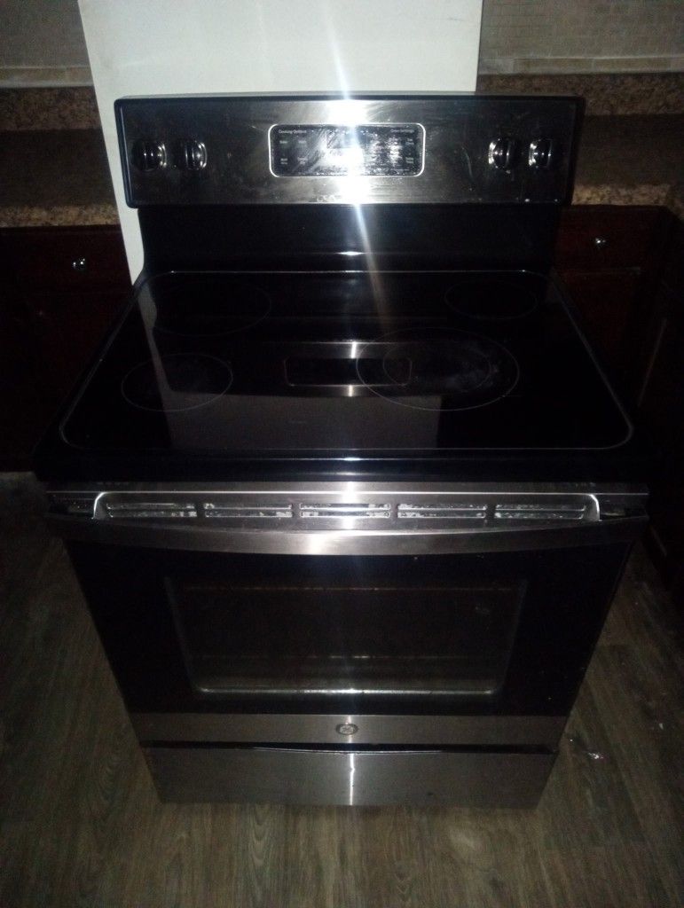 GE Stainless Steel Electric Stove