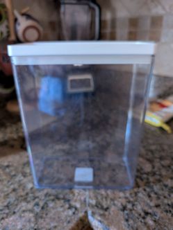 Container food storage $12