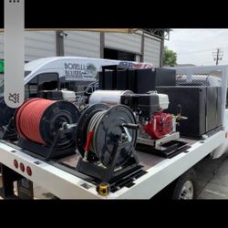 Pressure washing equipment