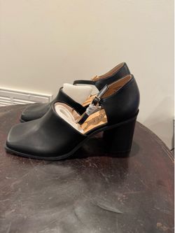 Journee Collection Black Cutout Block Heel Pumps 8.5