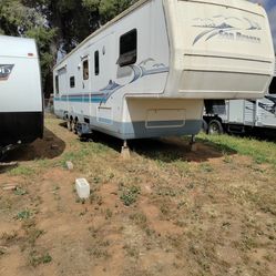 5th Wheel 3 Axles/ Payments