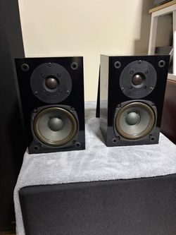 NHT Super Zero A450 Bookshelf Speakers - Pair - Black Gloss - Made in USA