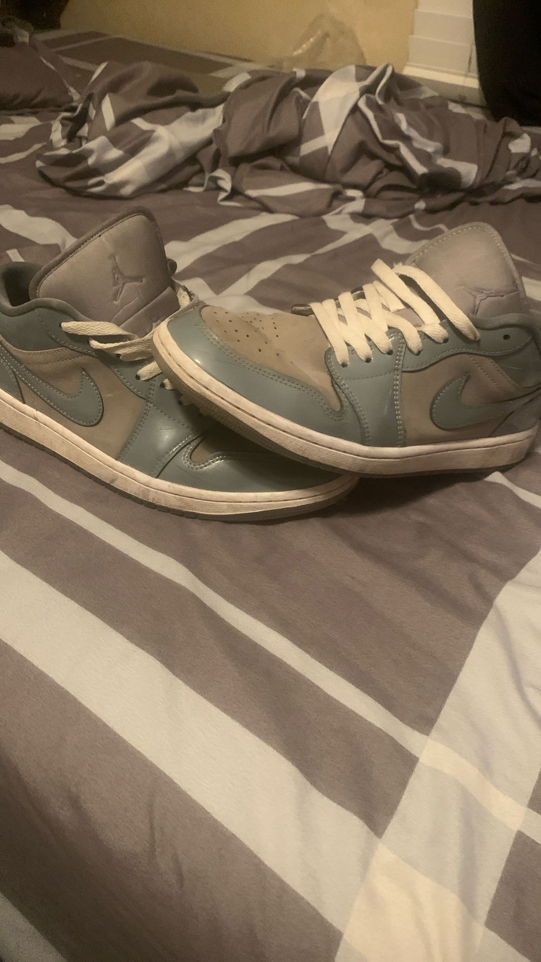 Grey Jordan 1 Lows (read Description)