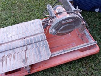 Tile saw