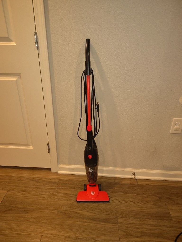 Dirt Devil Vacuum