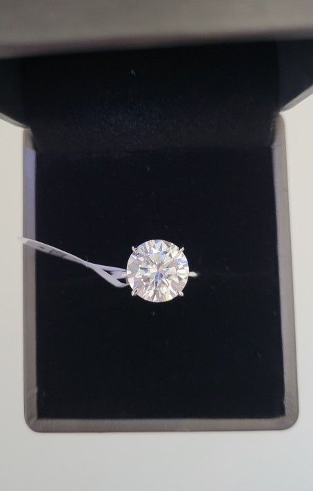 New 5ct Certified Moissanite Engagement Ring