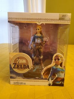 BOTW ZELDA STATUE brand new!