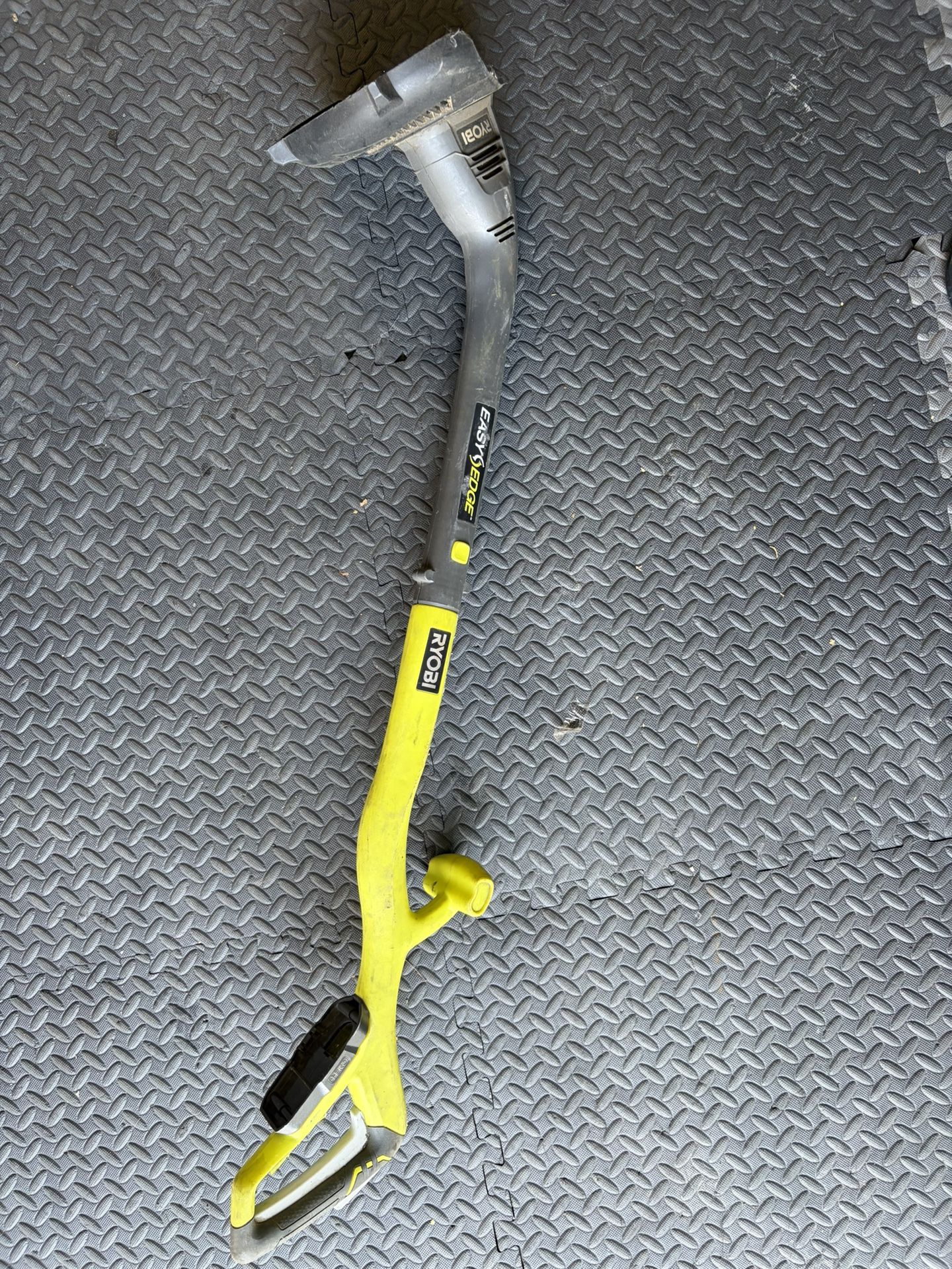 Ryobi Battery Powered Easy Edge