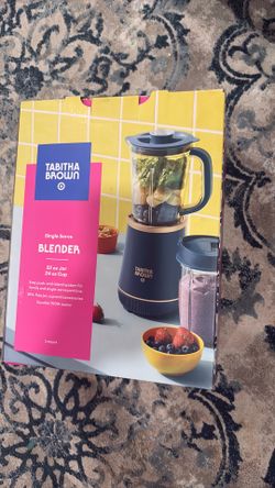 Single serve blender with jar and a personal cup