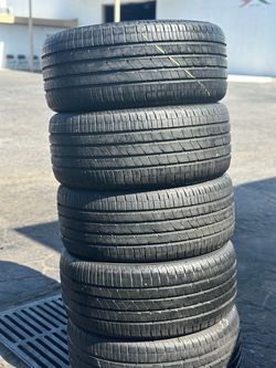SET OF TIRE 255 40 20 Goodyear 85% LIFE