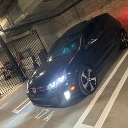 2011 Volkswagen GTI 