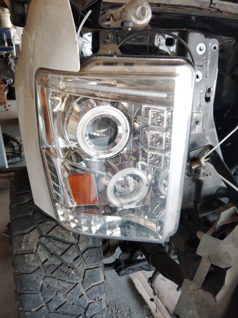 Ford F-250 Head Lights 