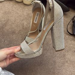 Steve Madden Thick sparkly Heel Size 7