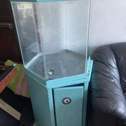 Fish tank 50 Gallon !!! 