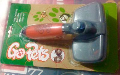 GoPets Professional Slicker Brush for Dogs & Cats Self-Cleaning Grooming Comb. New