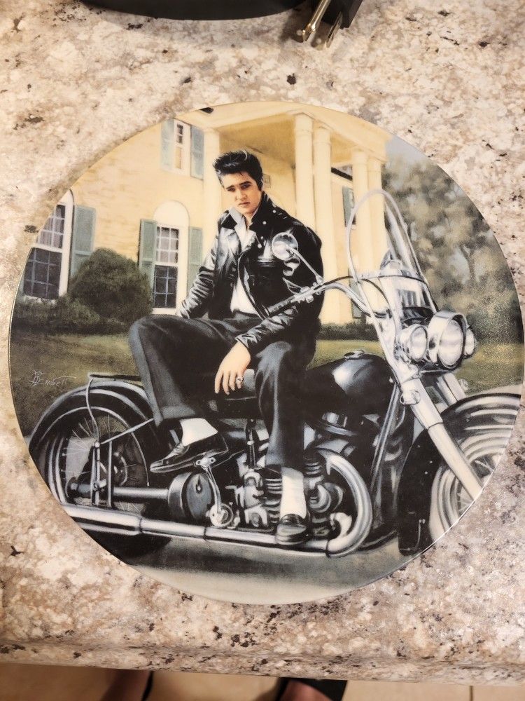 Elvis Presley "King Of The Road"