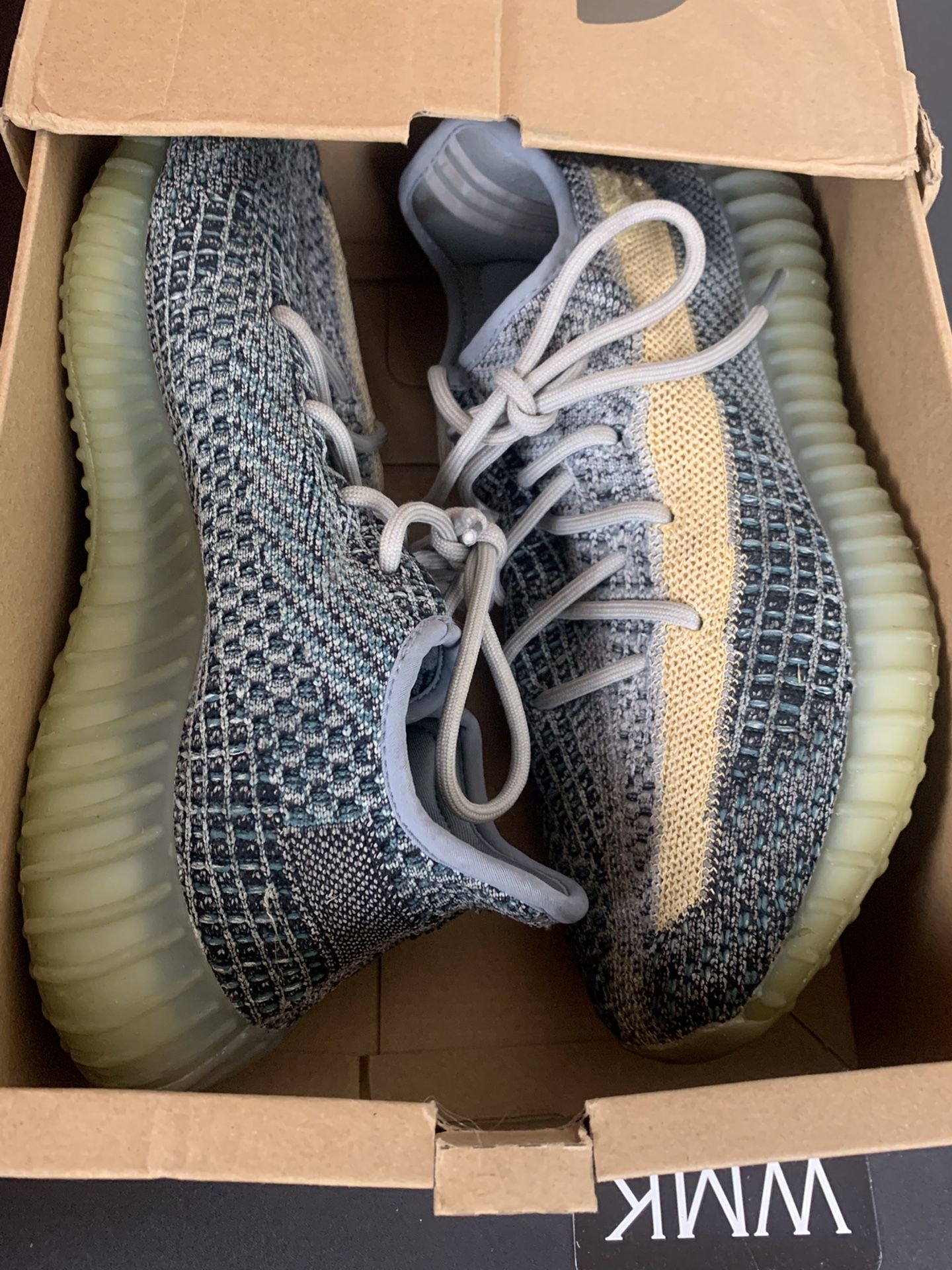 Mens Adidas Size 9 (Read)