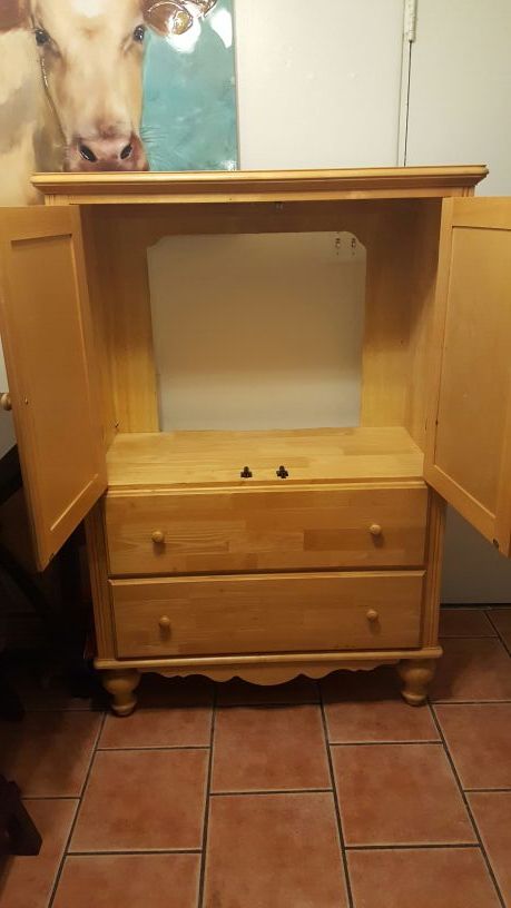 Dresser
