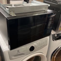 WOLF MICROWAVE 24”