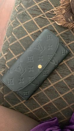 Louis Vuitton Emilie Wallet