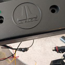 JL Audio CL-RLC
JL Audio Remote Level Control / Line Driver