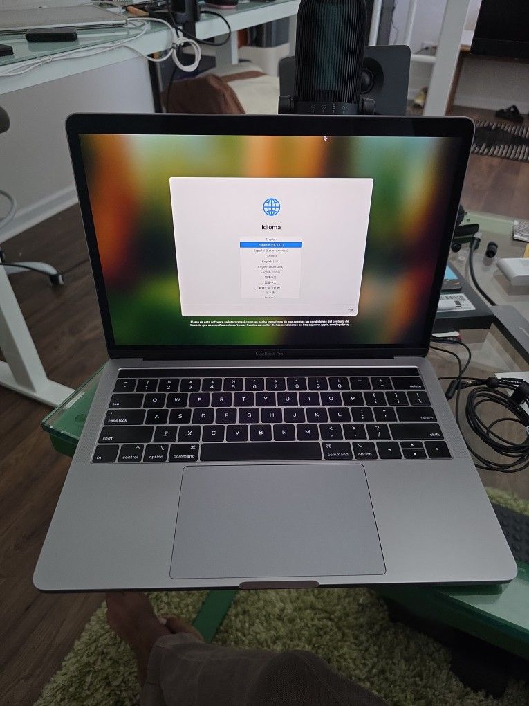 Macbook Pro (2019)