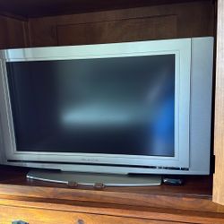 Olevia 32 Inch Flat Tv