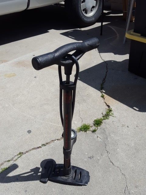 Diamondback Air Max Manual Air pump Handler for bicycles