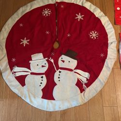 Snowman Tree Skirt And Pillow Covers